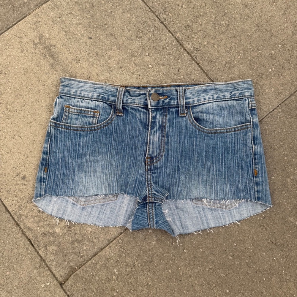 J. Galt Brandy Melville Denim Cut Off Shorts Light Wash Raw Hem Size S